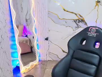 angelic_tay