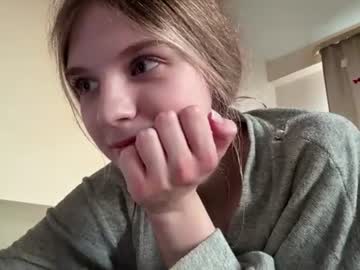 chloe_show