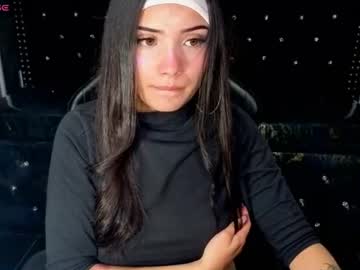 daphne_nicole_b