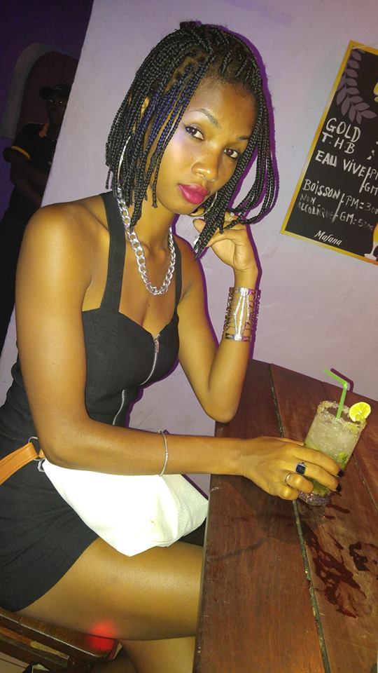 Ebony Clothed mh — 7