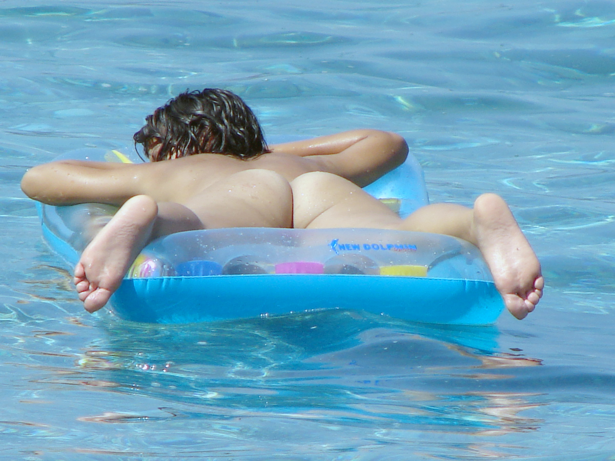 Big titted beach bitch — 28