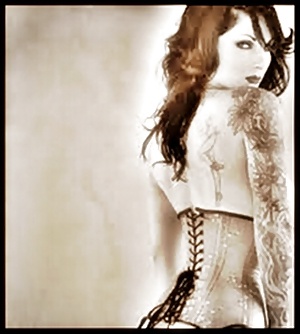 Tattooed Pin Up Girls — 9