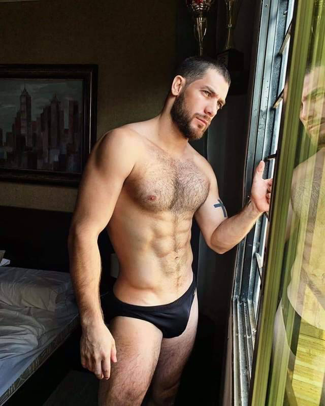 Hunks in skimpy trunks — 23